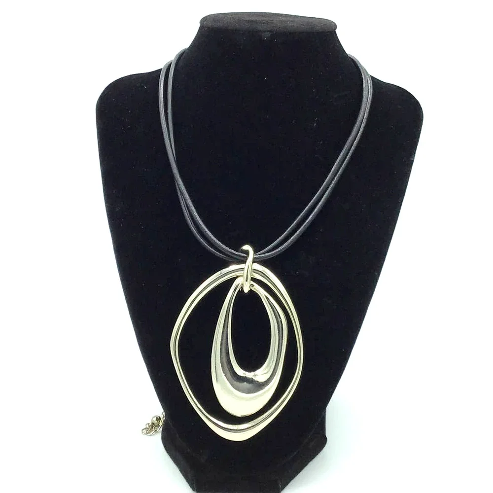 Susan Graver Leather Silver Abstract Necklace‎
